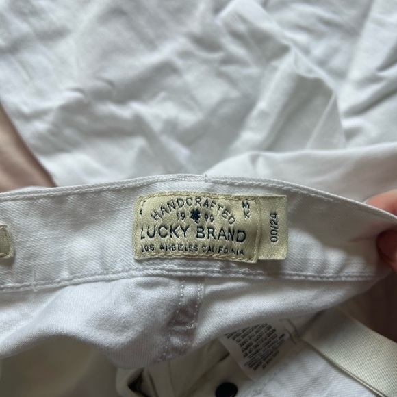 Lucky Brand white skinny jeans size00 (24) - Picture 2 of 4